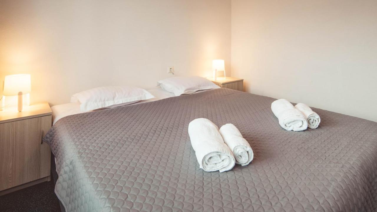 Zatwarnica Bed & Breakfast Lutowiska Eksteriør bilde
