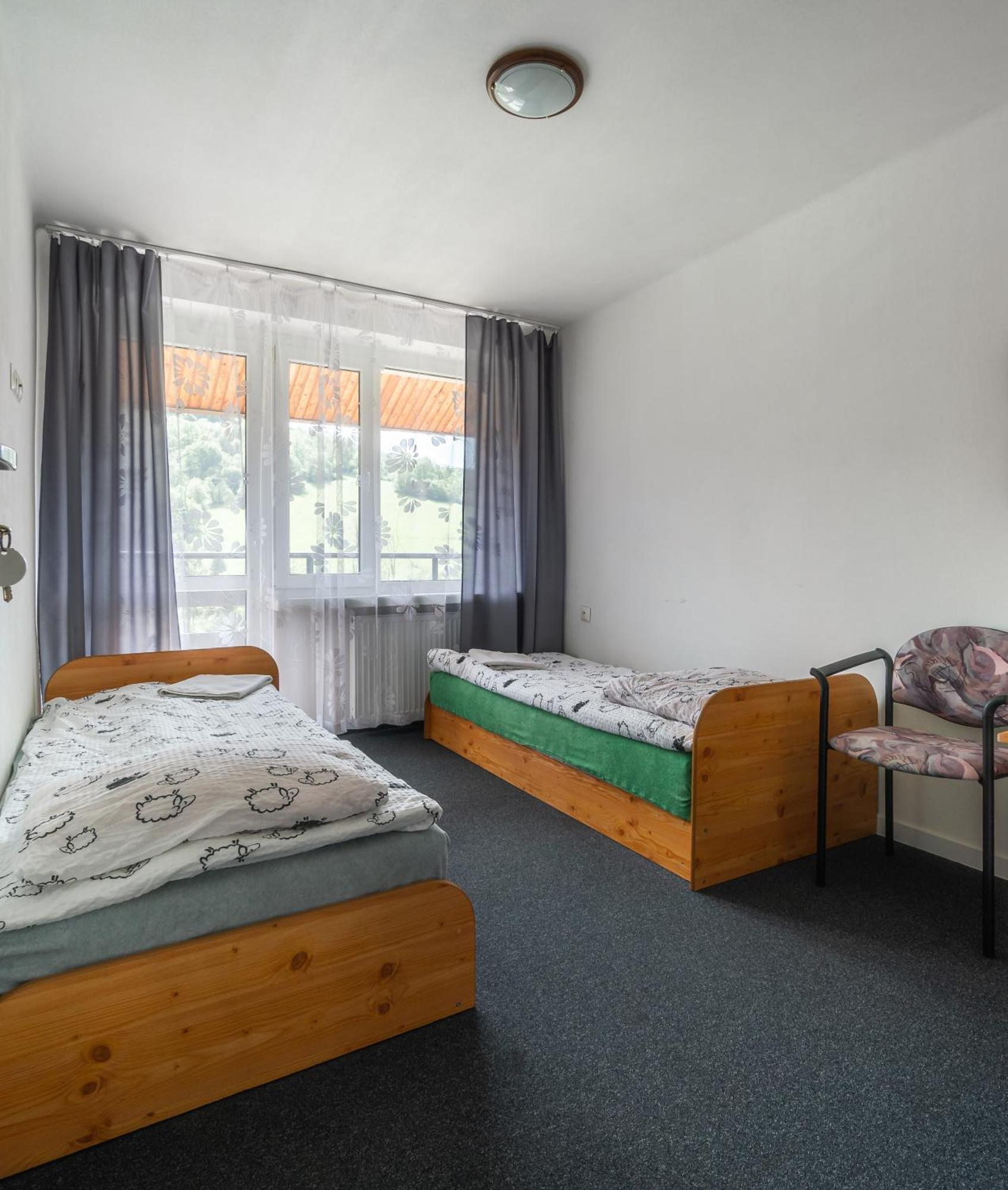 Zatwarnica Bed & Breakfast Lutowiska Eksteriør bilde